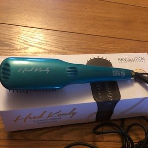 Like new!!  Headcandy straightening brush
